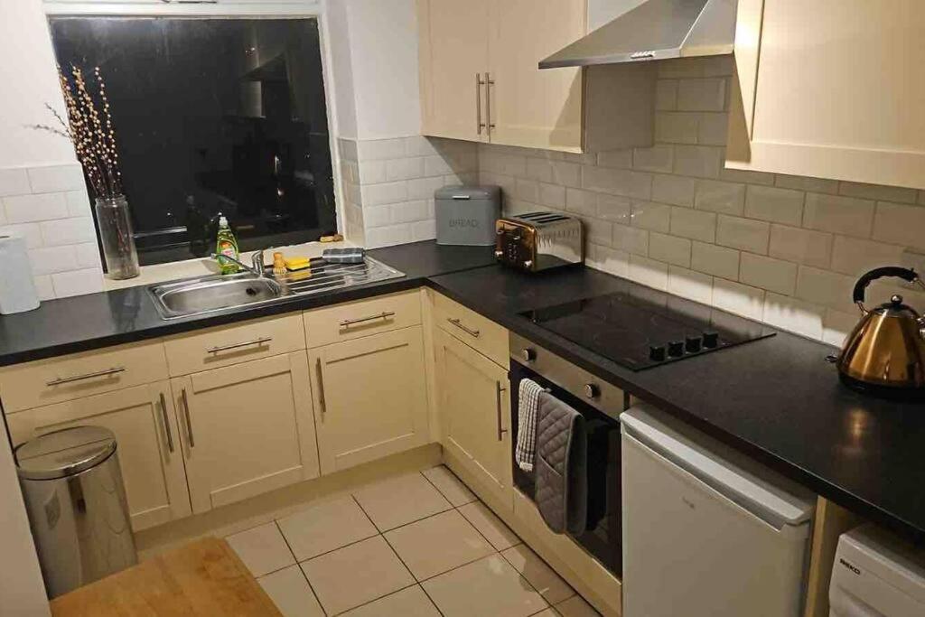 شقة Period Sea View Flat In هاستَنغ المظهر الخارجي الصورة